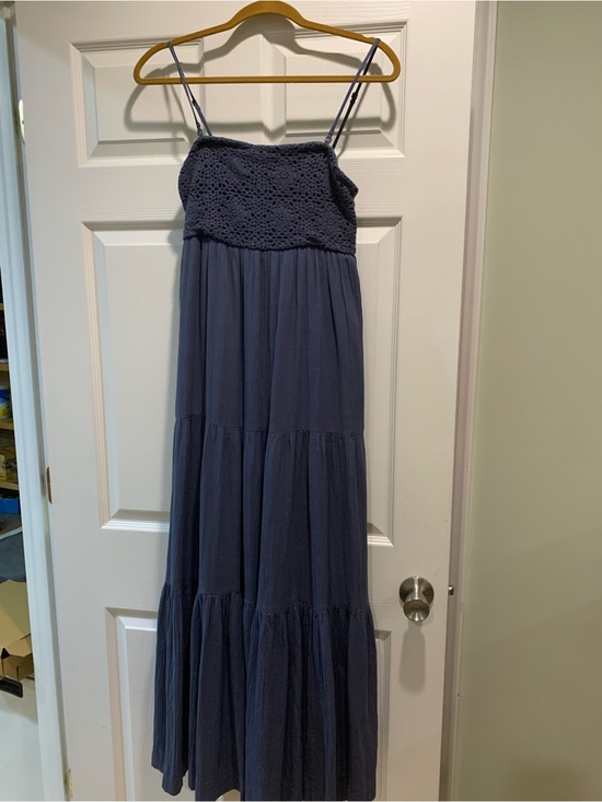 American Eagle Outfitters Dresses & Skirts - American Eagle Navy Smocked Maxi Dress with Adjustable Straps